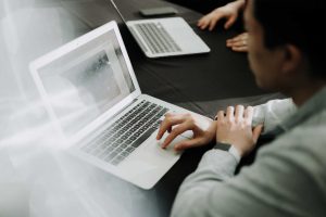 Digital Marketing Side Hustle: 10 Opportunities to Find Right Now